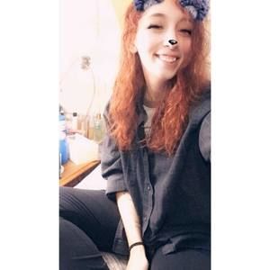 Meet your Posher, Lily